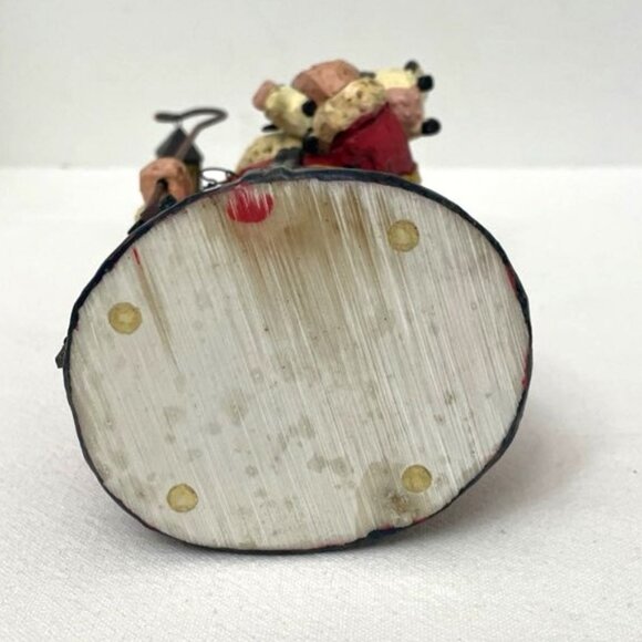 Santa Claus Figurine Statue Christmas Holding Cow & Lantern - Picture 5 of 5